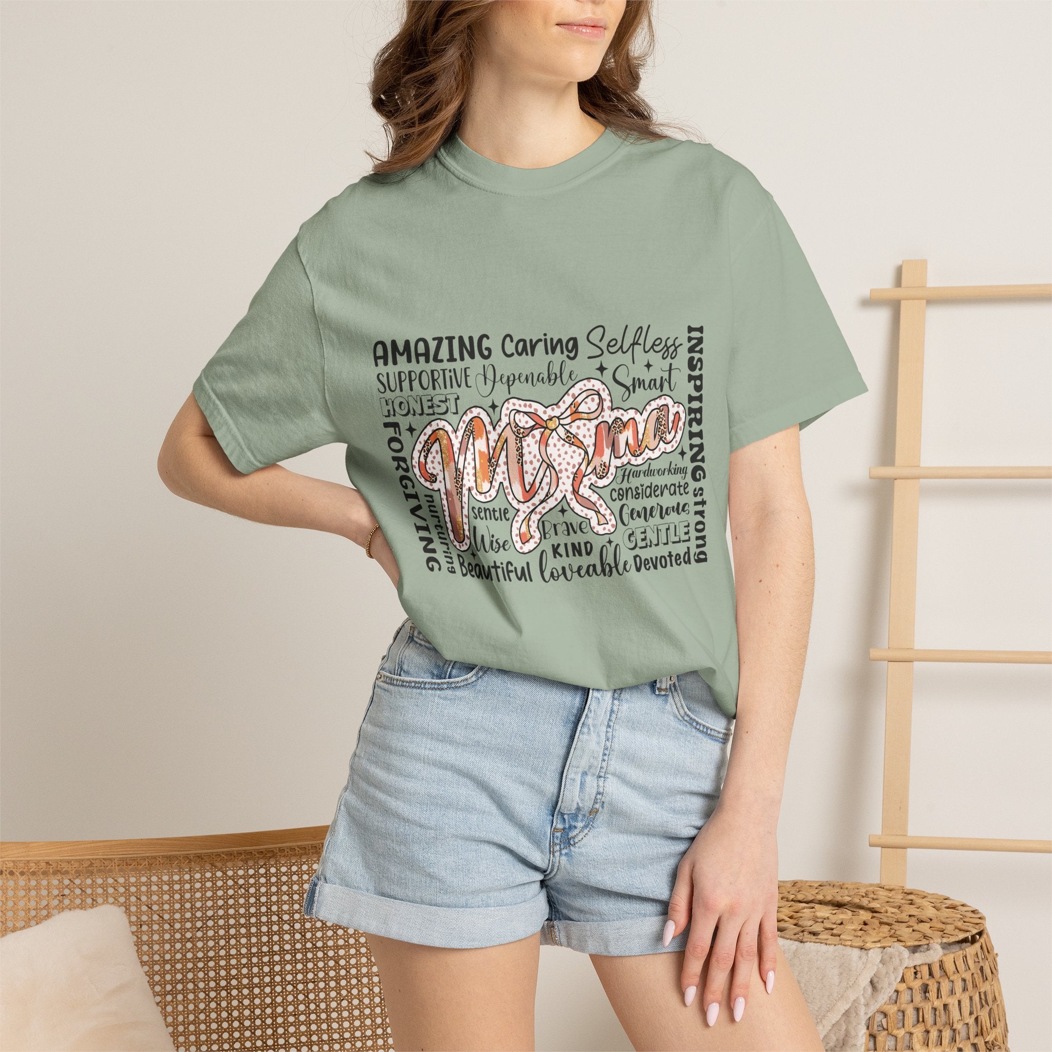 Mom Word Cloud T-Shirt | Meaningful Gift for Mom