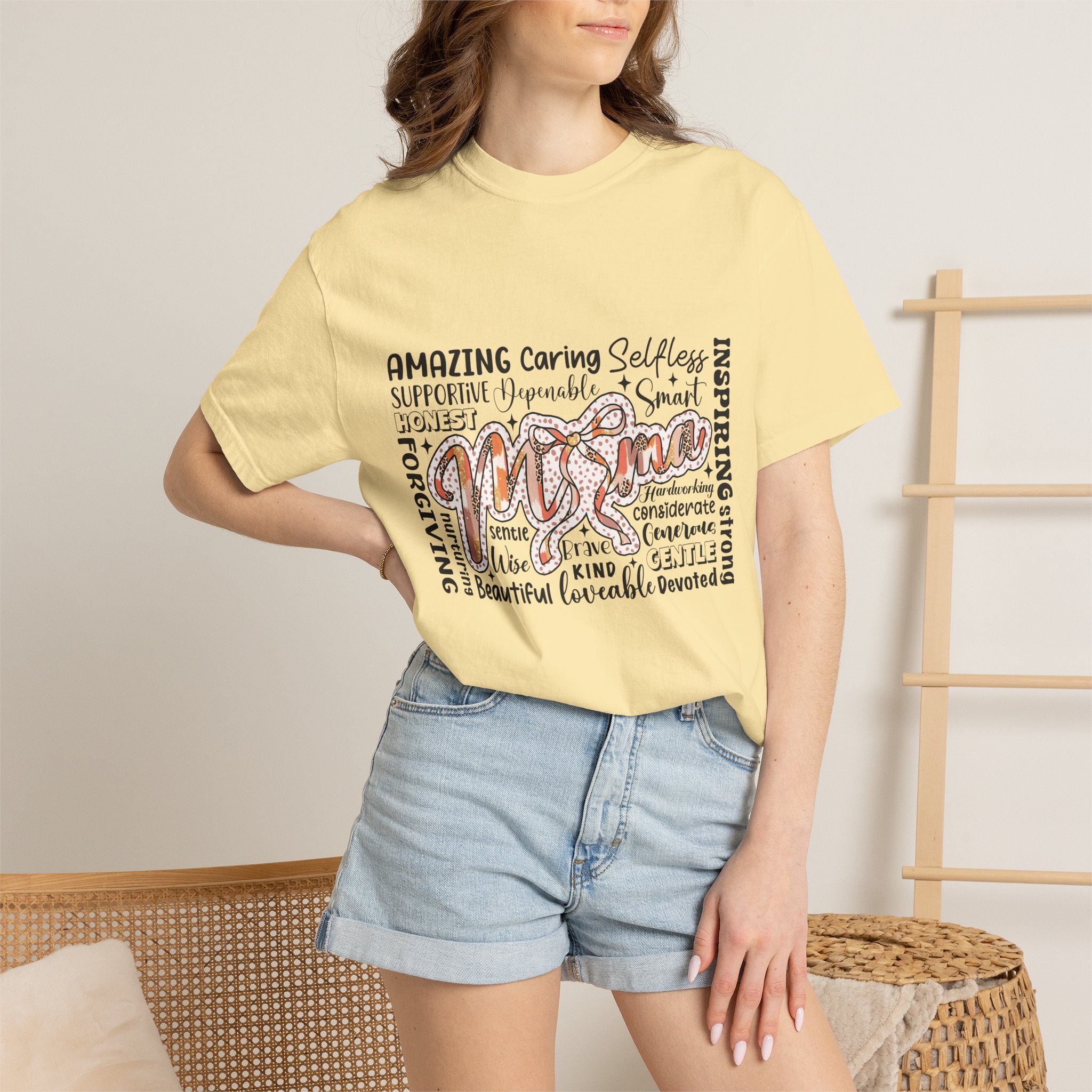 Mom Word Cloud T-Shirt | Meaningful Gift for Mom